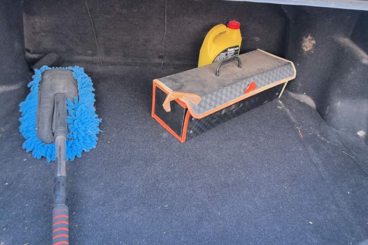 Used FAW Xiali 2012 N3 1.0L Hatchback Standard Model
