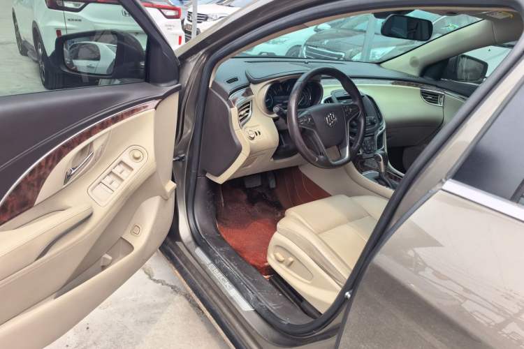 Used Buick LaCrosse 2013 2.4L SIDI Leading Comfort Version