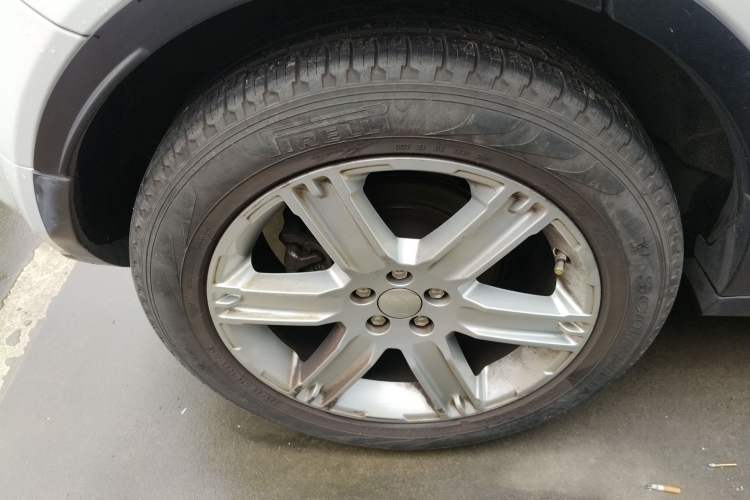 Used Land Rover Range Evoque 2015 2.0T Five-Door Sporty Edition Right Rear Wheel Hub