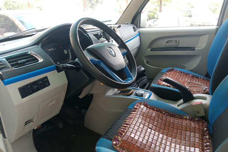 Used Jinbei New Hiace EV 2023 Comfort Model
