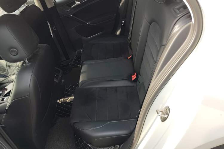 Used Volkswagen Golf 2019 280TSI DSG Luxury Version China V Standard Left Rear Seat