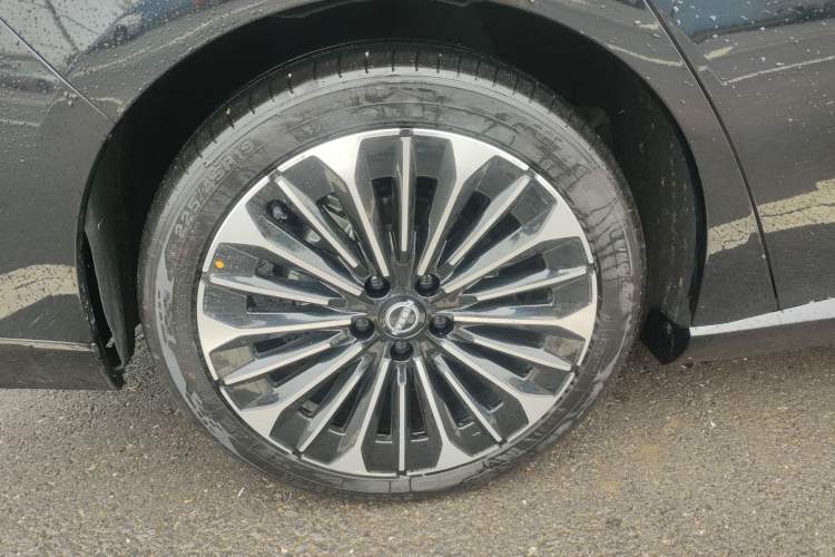 Used Nissan N7 2025 625 Pro