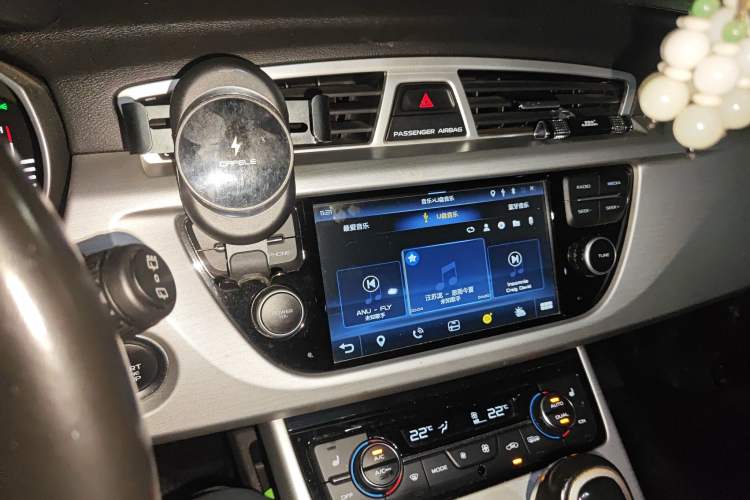 Used Geely Auto Emgrand X7 Sport 2016 1.8TD Automatic ZhiZun Version