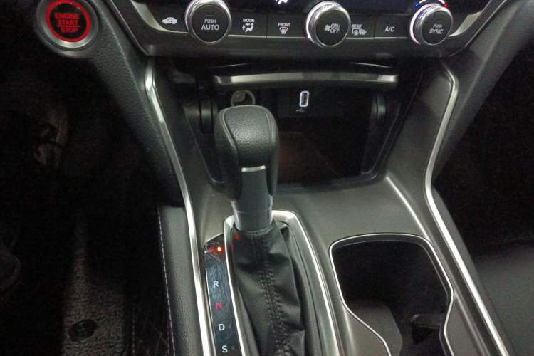 Used Honda Accord 2018 260TURBO Luxury Edition China VI
