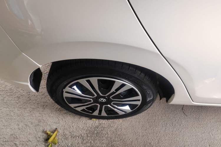 Used Honda Fit 2021 1.5L CVT Trendy Edition Right Rear Wheel Hub