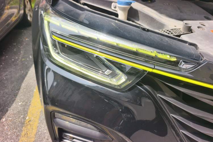Used Roewe RX5 New Energy 2020 ePLUS National Trend Ronglin Luxury Edition Right Front Headlight