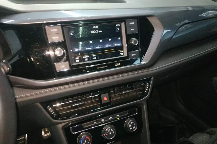 Used Volkswagen Tharu 2019 280TSI Two-Wheel Drive R-Line China VI Standard