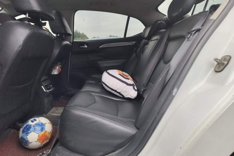 Used Citroen C4L 2013 1.8L Automatic Jingzhi Edition Left Rear Seat