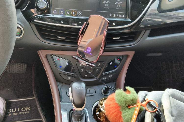 Used Buick Envision 2021 532T Two-Wheel-Drive Elite Version Audio And AC Panel