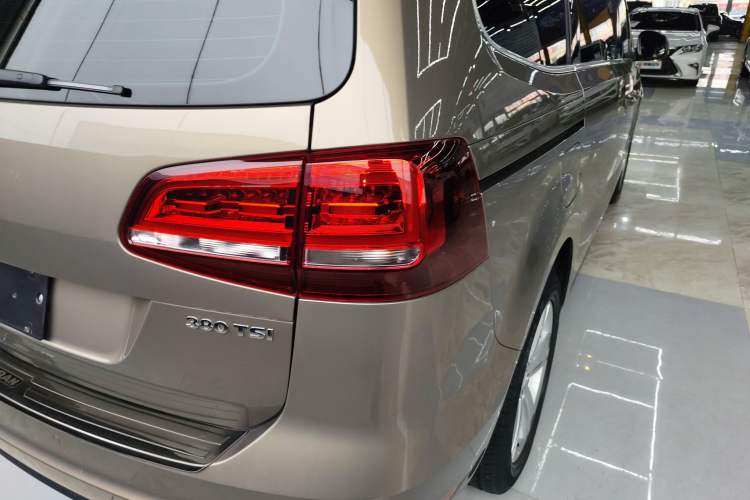 Used Volkswagen Sharan 2018 Revised Version 380TSI Comfort Edition 7-Seater