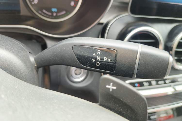 Used Mercedes-Benz C-Class 2019 C 260 L Sport Edition Gear Lever