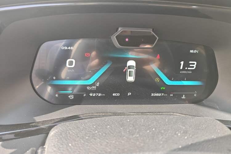 Used CHANGAN OSHAN X7 PLUS 2022 1.5T Blue Whale Edition Automatic Geeker Navigation Model
