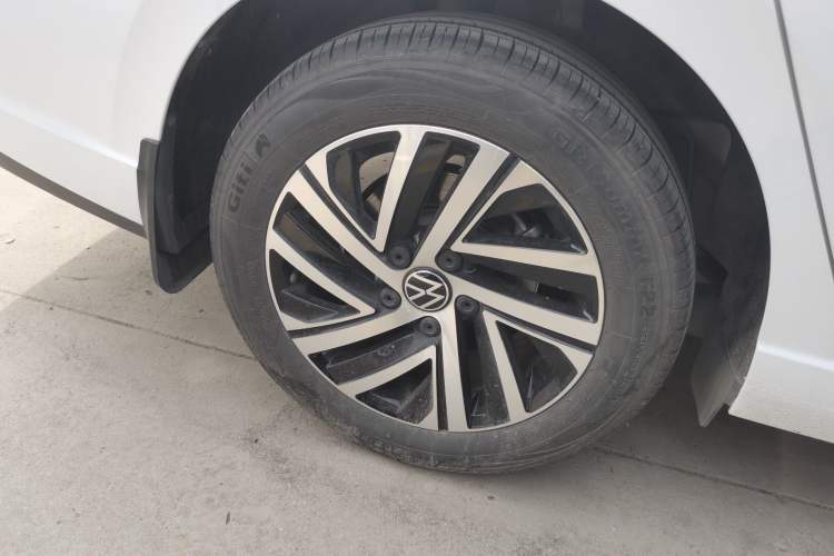 Used Volkswagen Lavida 2023 Revised Version 1.5L Automatic 5 Millionth Edition Exterior 5