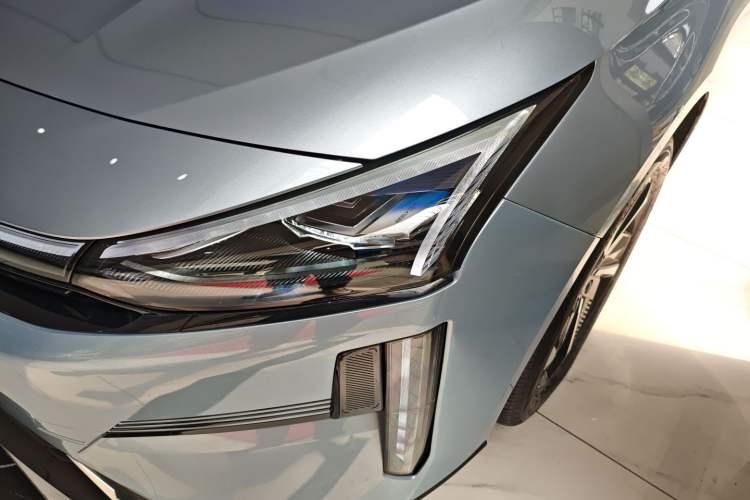 Used Geely Galaxy L6 2025 EM-i 140km Starship Edition Left Front Headlight