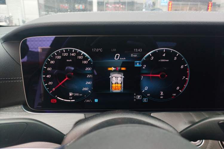 Used Mercedes-Benz CLS 2023 Facelifted CLS 300 Luxury Model Instrument Cluster