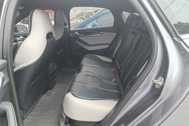 Used BYD Qin PLUS 2021 EV 400KM Leading Comfort Edition