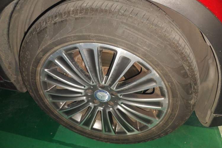 Used Mercedes-Benz GLC 2016 GLC 200 4MATIC Right Front Wheel Hub