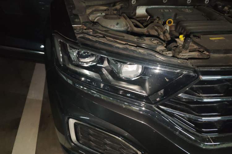 Used Volkswagen T-ROC 2020 280TSI DSG Two-Wheel Drive Comfort Version Right Front Headlight