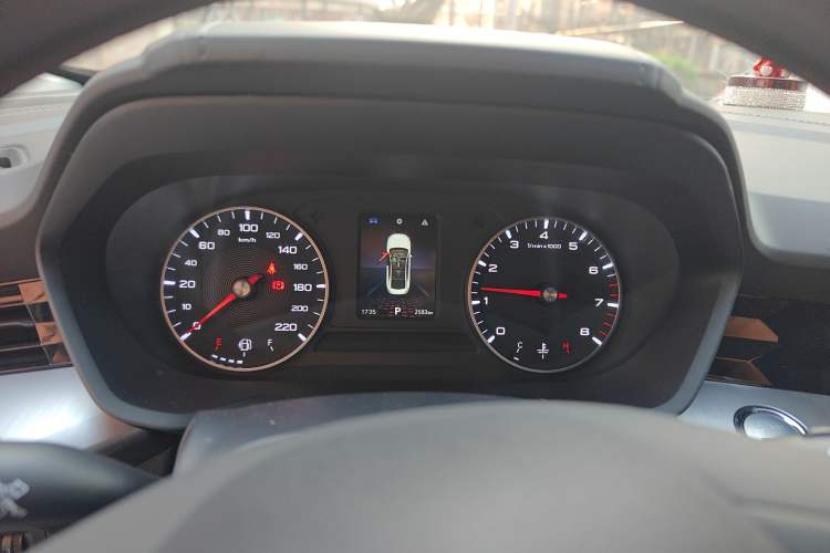 Used MG 5 2023 180 DVVT CVT Luxury Edition
