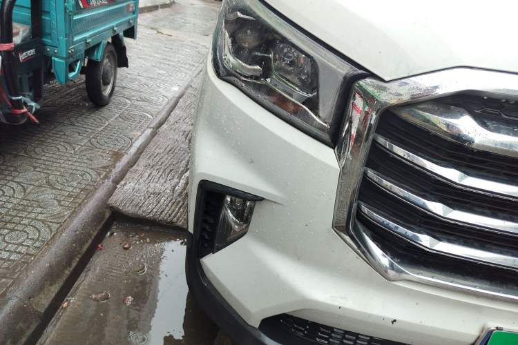 Used SAIC MAXUS Xintu V90 2021 2.0T Manual Zhiyun King Rear-Drive Single-Tire Long Wheelbase High-Roof 7-Seater