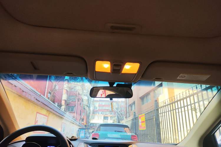 Used Hyundai Elantra (5th Generation / Langdong) 2012 1.6L Manual Leading Model