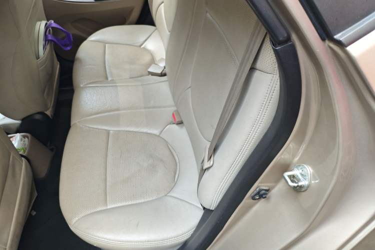 Used Hyundai Verna (older generation) 2014 1.6L Automatic Leading-Edge GLX
