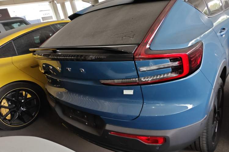 Used Volvo C40 2024 Long-Range PRO Version