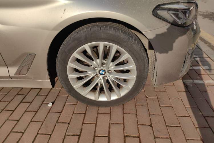 Used BMW 5 Series 2022 Restyled 525Li Luxury Package
