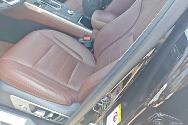 Used Wey VV5 2017 2.0T Flagship Edition Left Front Seat