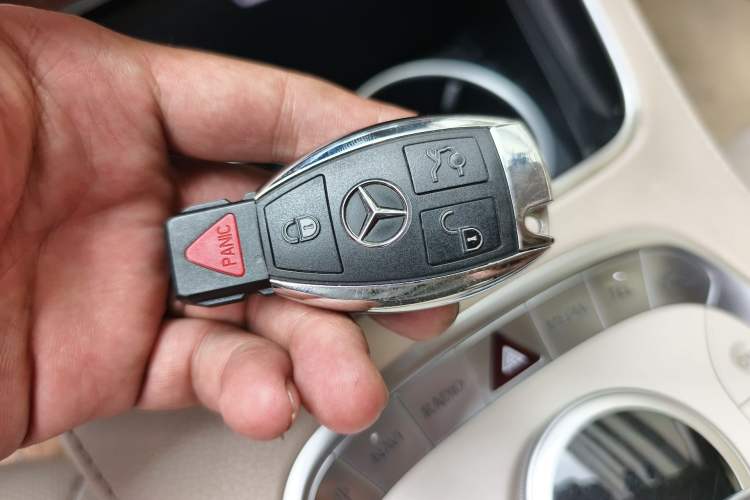 Used Mercedes-Benz S-Class 2014 S 320 L Business Model