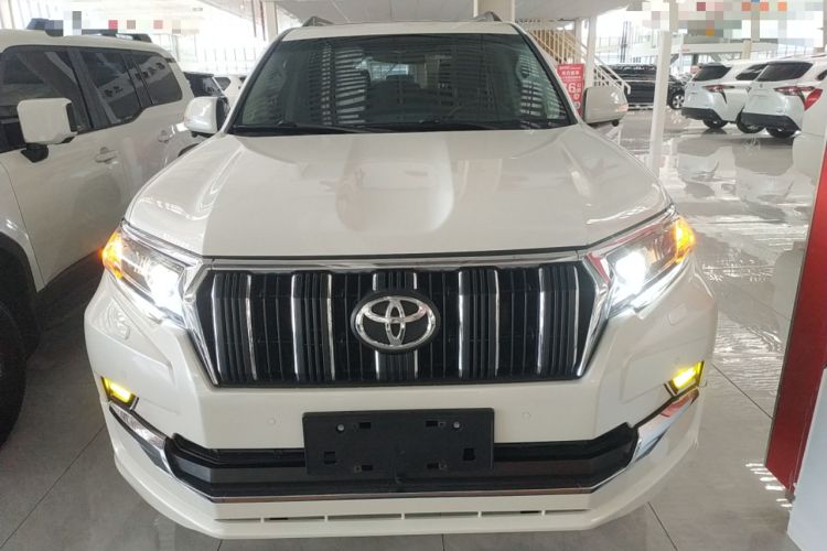 Used Toyota Prado 2019 3.5L Automatic TX-L Deluxe Edition with Rear-Mounted Spare Tire Front