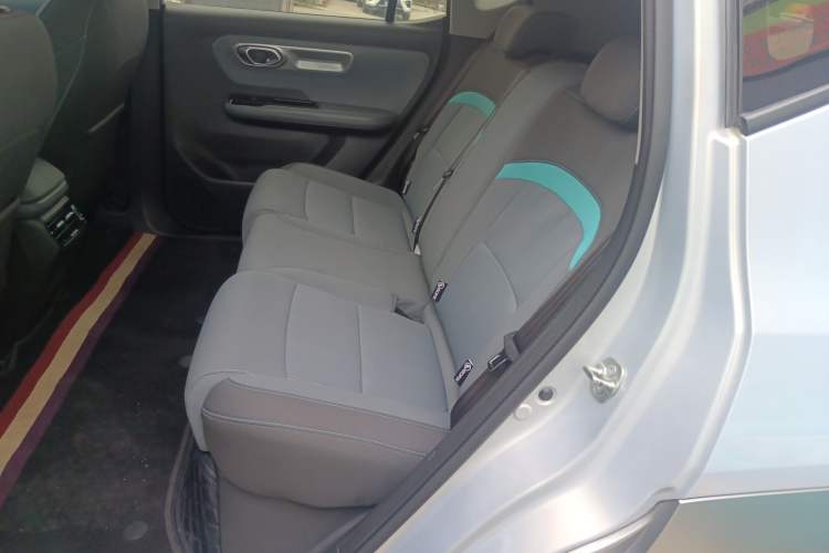 Used AION Y 2023 Younger
