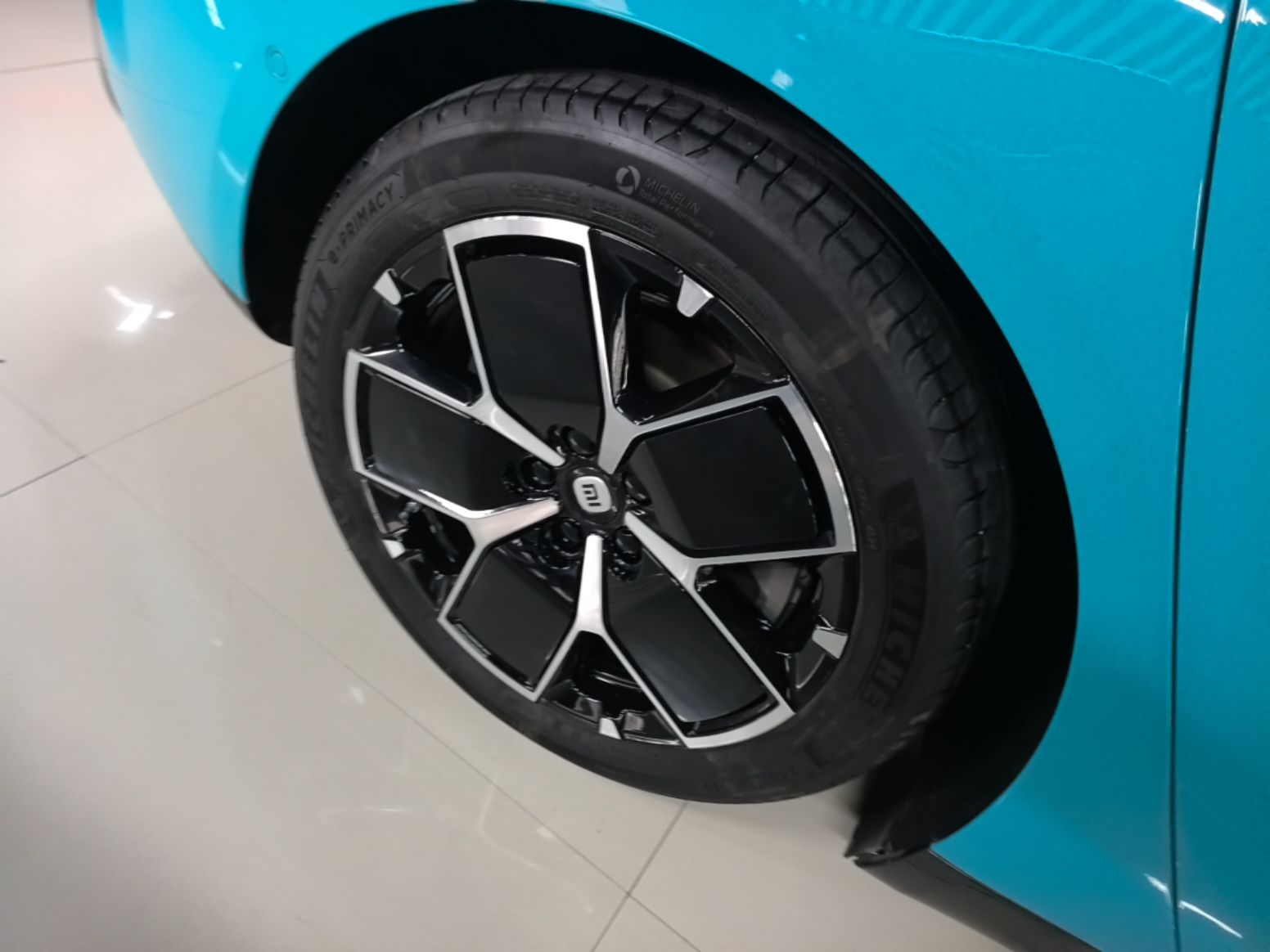 Xiaomi Auto SU7 2024 Rear-Drive Long-Range Intelligent Driving Version — снимка 11