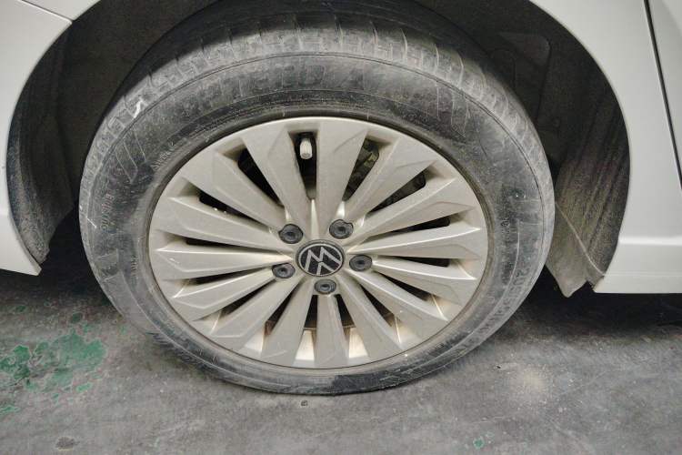 Used Volkswagen Lavida 2021 1.5L Automatic Vision Edition
