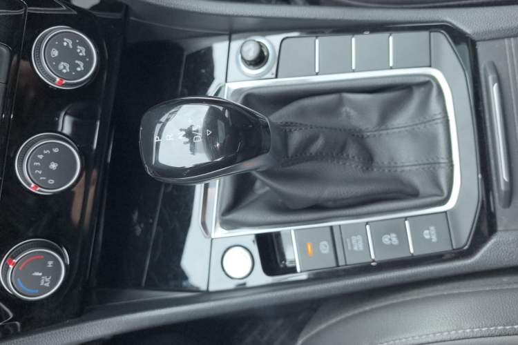 Used Volkswagen Sagitar 2020 280TSI DSG Comfort Version China VI Standard
