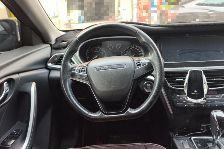 Used Venucia T90 2017 2.0L CVT Smart Edition