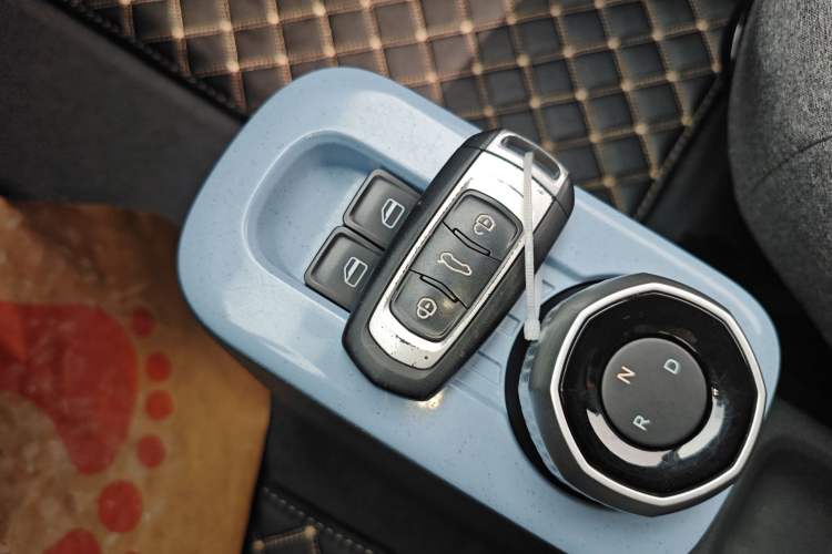 Used Geely Galaxy Panda 2023 Panda Mini 200km Endurance Bear