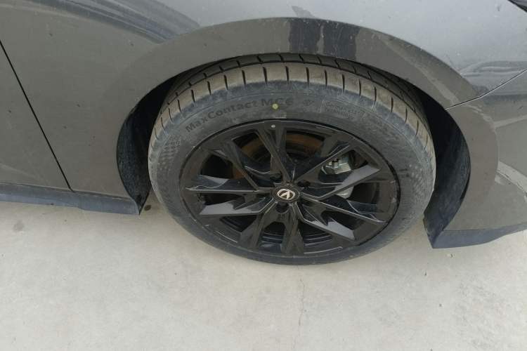 Used Changan UNI-V 2024 1.5T Prestige Edition