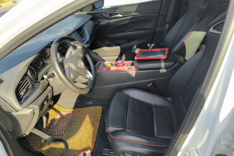 Used Buick Regal 2020 GS 28T Elite Model
