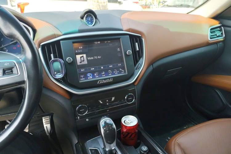 Used Maserati Ghibli 2014 3.0T Standard Edition Audio And AC Panel