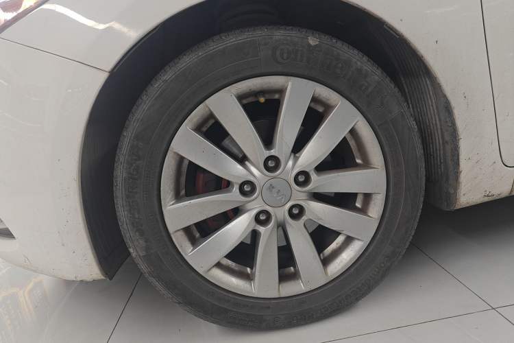 Used Kia K3 2013 1.6L Automatic GLS
