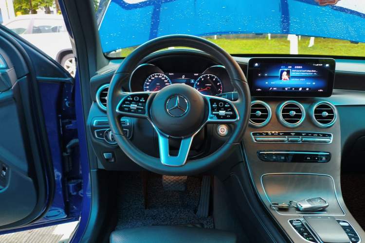 Used Mercedes-Benz GLC 2020 Facelift GLC 300 L 4MATIC Dynamic Edition
