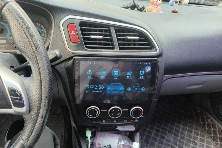 Used Soueast V3 Lingyue 2015 1.5L Manual Style Edition Audio And AC Panel