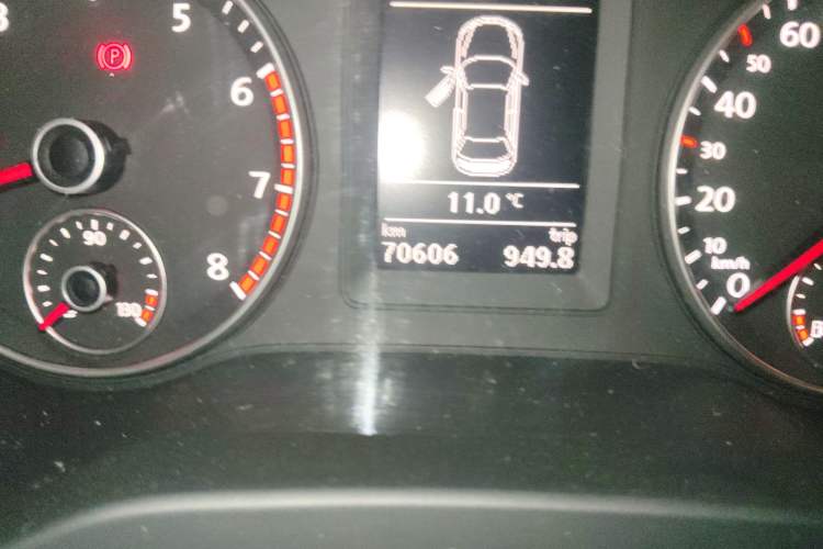 Used Volkswagen Sagitar 2014 Revised Version 1.4TSI Automatic Luxury Edition
