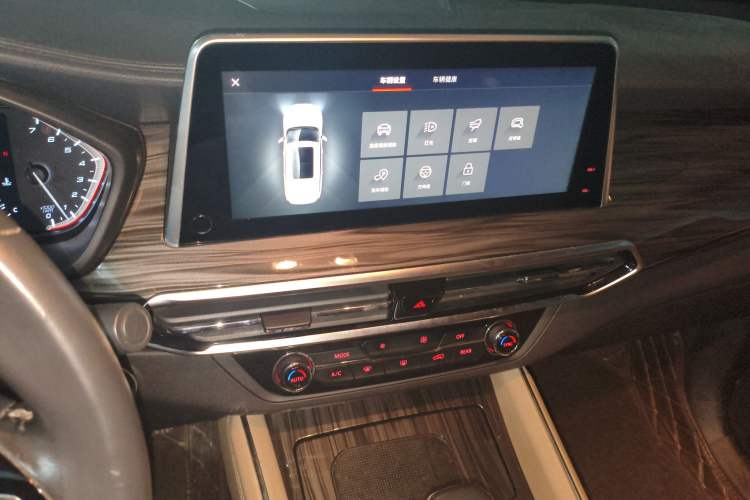 Used SAIC MAXUS D90 2017 2.0T Automatic Two-Wheel Drive - Uranus
