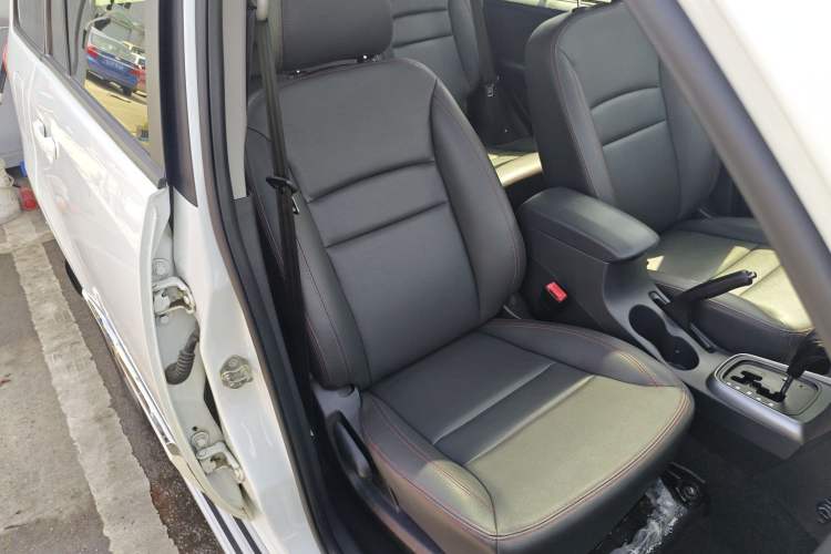 Used Chery Tiggo 3 2015 1.6L CVT ZhiShang Commemorative Edition
