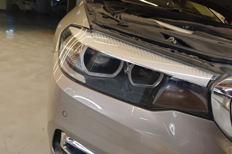 Used BMW 5 Series 2020 525Li Luxury Package
