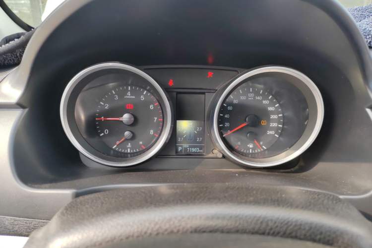 Used Haval H6 2015 Sport Edition 1.5T Automatic Two-Wheel Drive Luxury Model Instrument Cluster