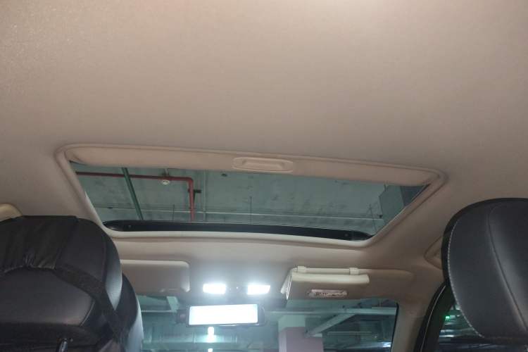 Used Mitsubishi Outlander 2018 2.4L 4x4 Luxury Edition 7-Seater