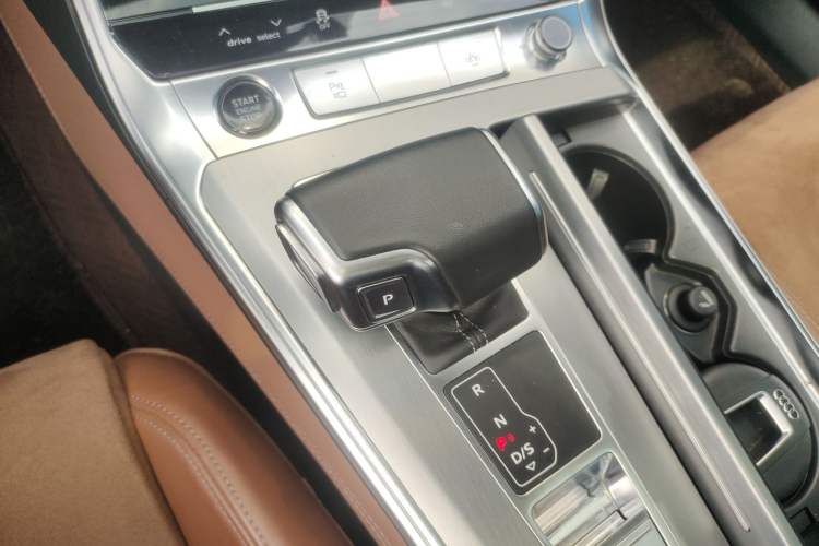 Used Audi A7L 2024 45 TFSI Luxury Edition
